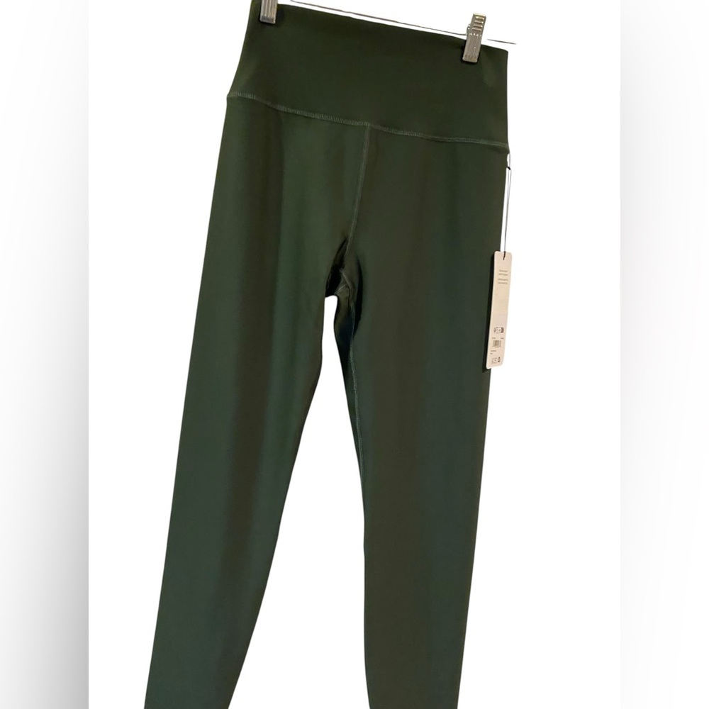 NWT Alo Yoga 7/8 airlift leggings CHARCOAL GREEN Size L - Picture 2 of 5